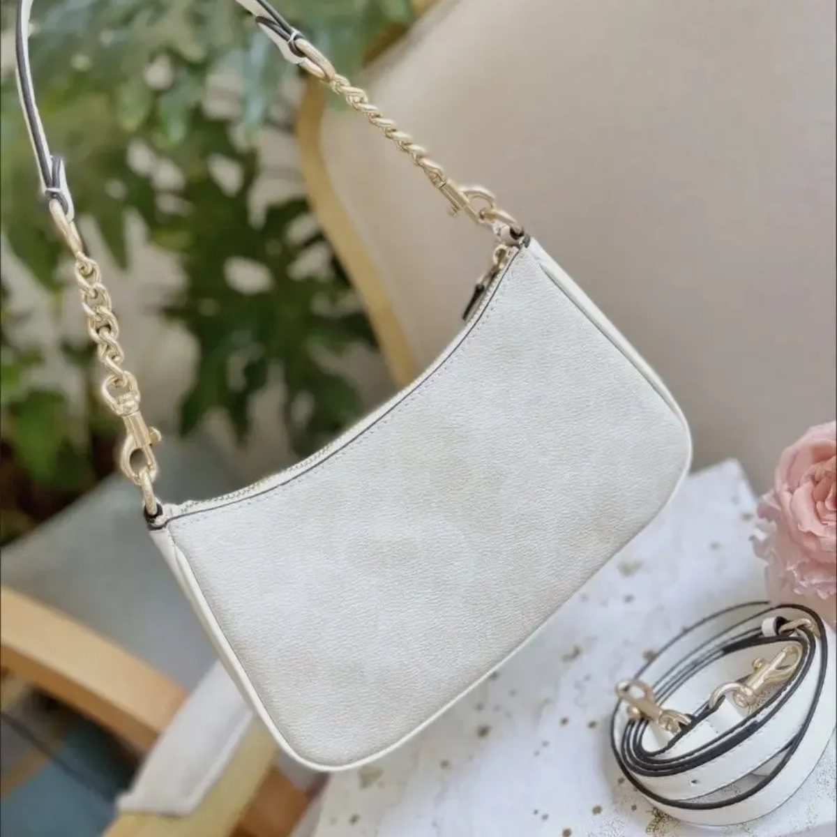 COACH TERI SIGNATURE CANVAS BAG