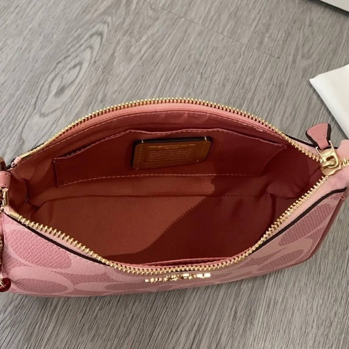 COACH TERI SHOULDER BAG IN SIGNATURE CANVAS PINK