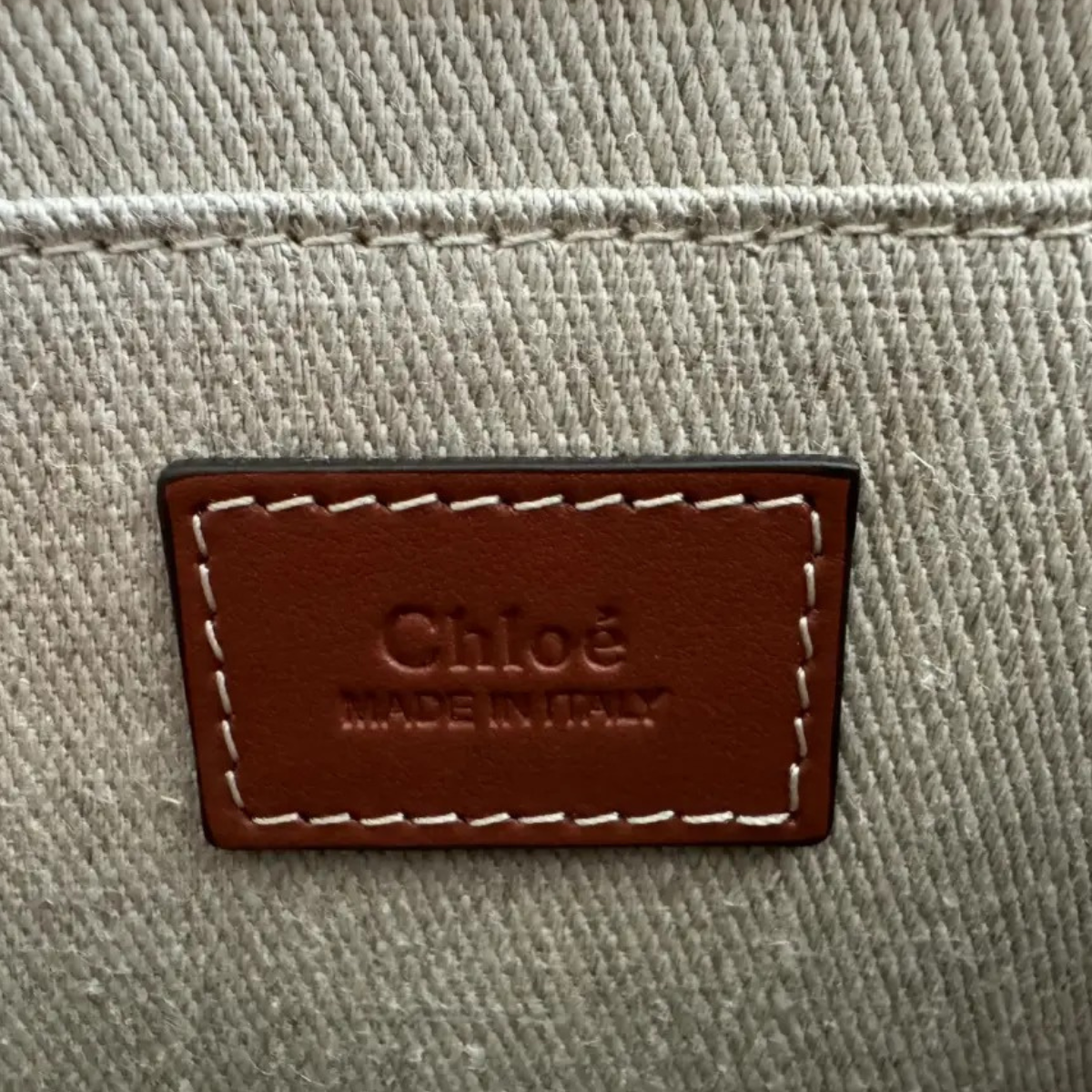 LARGE WOODY BAG IN LINEN BY CHLOÉ
