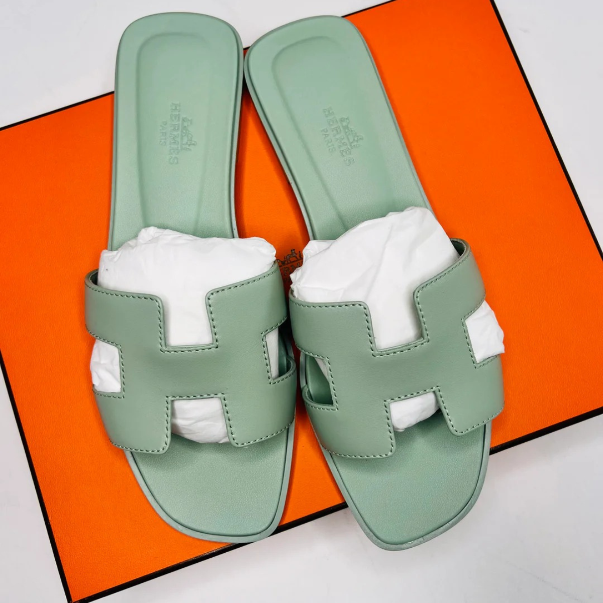 HERMÈS ORAN SANDALS VERT D’EAU