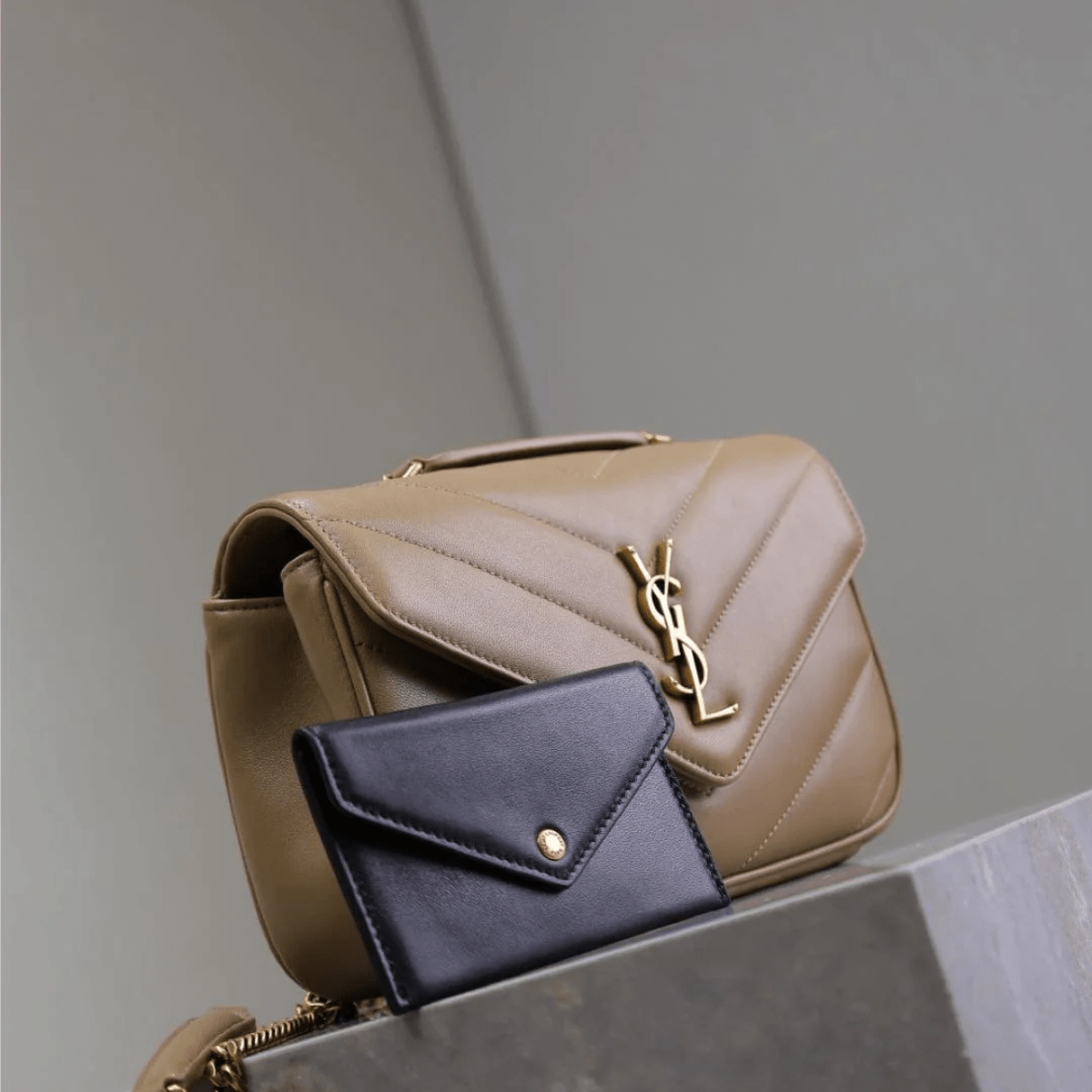 SAINT LAURENT LOULOU SMALL MATELASSÉ LAMBSKIN BAG